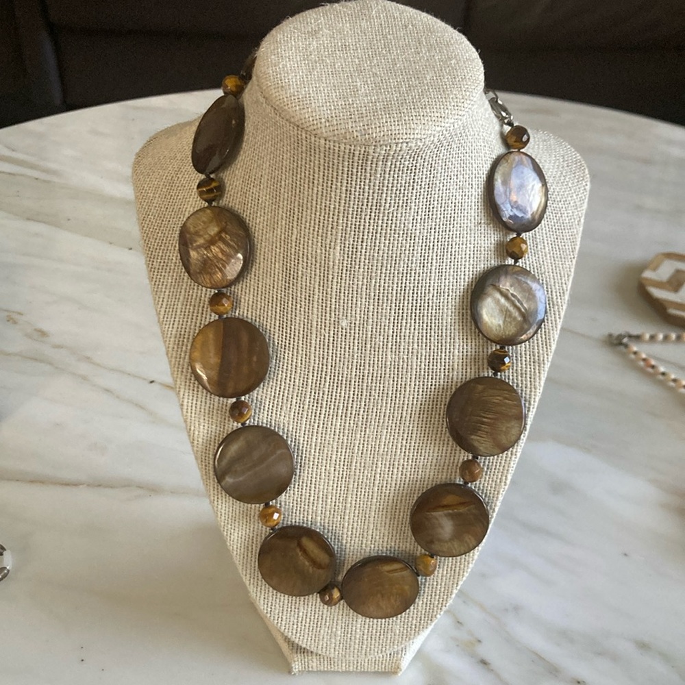 Lovely tiger eye and abalone shell necklace like new  silver clasp